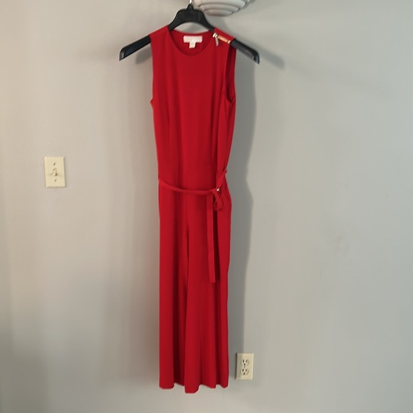 Michael Kors Crepe Belted Jumpsuit Vibrant Red Sleeveless - Picture 2 of 6